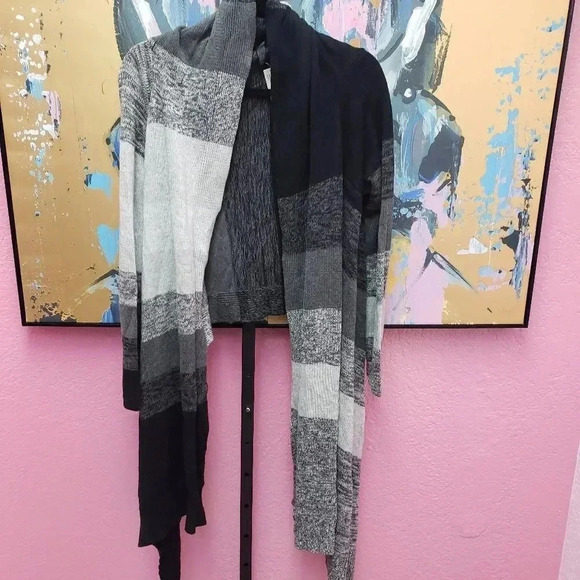 Soma Ombre Stripe Lavani Wrap/Shawl in Black - Picture 1 of 6